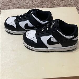Nike Panda Toddler Black and White Sneakers